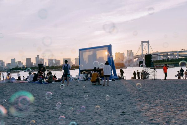 【東京都港区】「PARK CINEMA FESTIVAL in お台場海浜公園」で『ロボット・ドリームズ』上映！