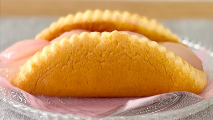 「秒で無くなる…」【ローソン】の桃スイーツが「一口ごとに幸せ」な味