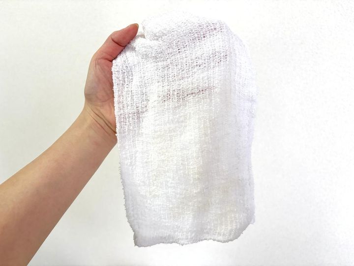 画像: 驚きの結果に！ 醤油のシミも諦めないで