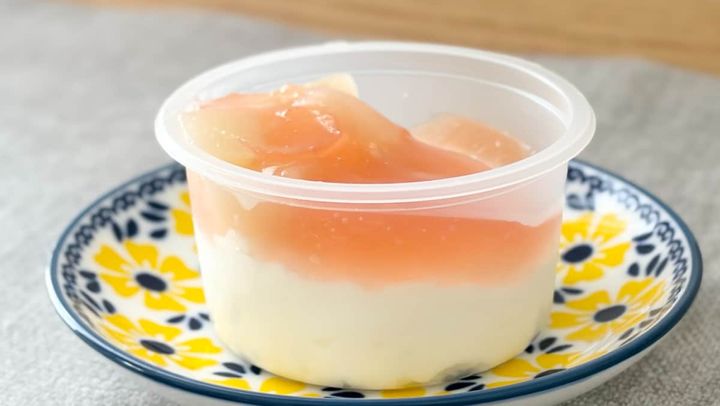 桃の甘みがたまらん！【ローソン】ふんわりチーズもおいしいスイーツ