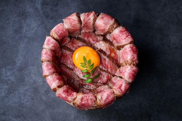 【福岡県福岡市】極上肉をリーズナブルに！「桂香」のランチにA5黒毛和牛の博多牛まぶしが登場