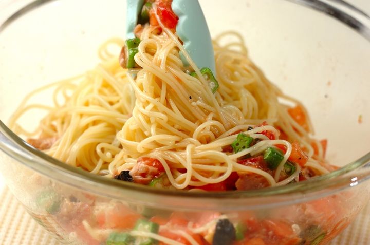 人気の冷製パスタ ツナとトマト 簡単15分で完成の作り方3