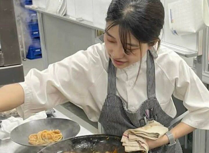 【写真・画像】元調理師の22歳セクシー女優、手料理を披露「めっちゃ美味しそう！」「盛り付けまでめっちゃ綺麗！」 1枚目