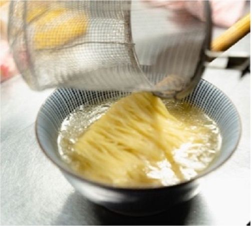 【岐阜県土岐市】芸術的な味と盛り付けが評判の「鯛塩そば 灯花」が土岐プレミアムアウトレットにOPEN