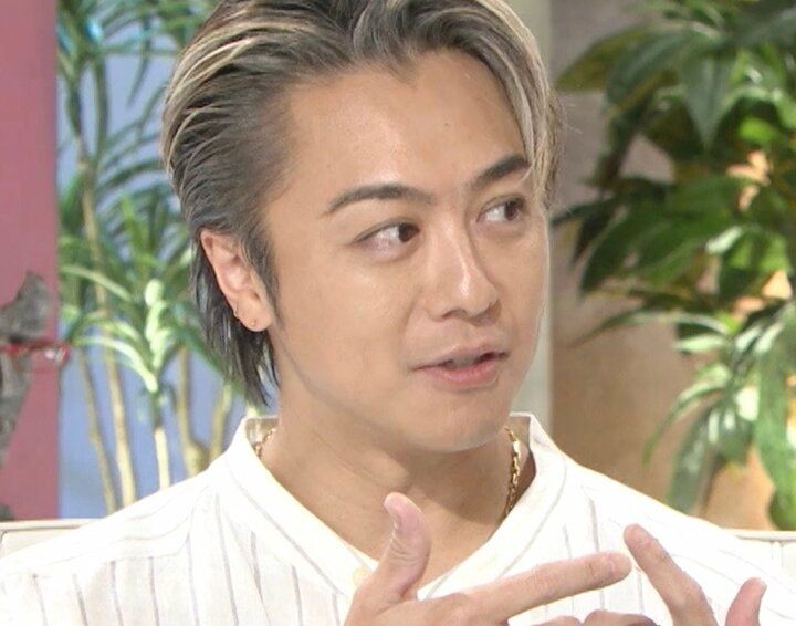 【写真・画像】TAKAHIRO「シルエットが見たいがために逆光で…」女性の水着を熱弁 1枚目