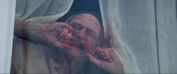 【写真を見る】穏やかな老人ホームに隠された狂気の陰謀とは [c]2025 Miramax Distribution Services, LLC. All Rights Reserved.