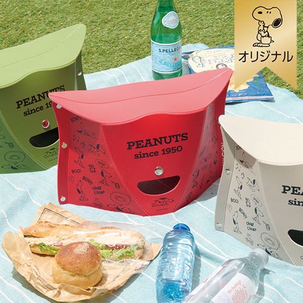  「【おかいものSNOOPYオリジナル】PATATTO 折りたたみイス／1950s SNOOPY」(2750円)