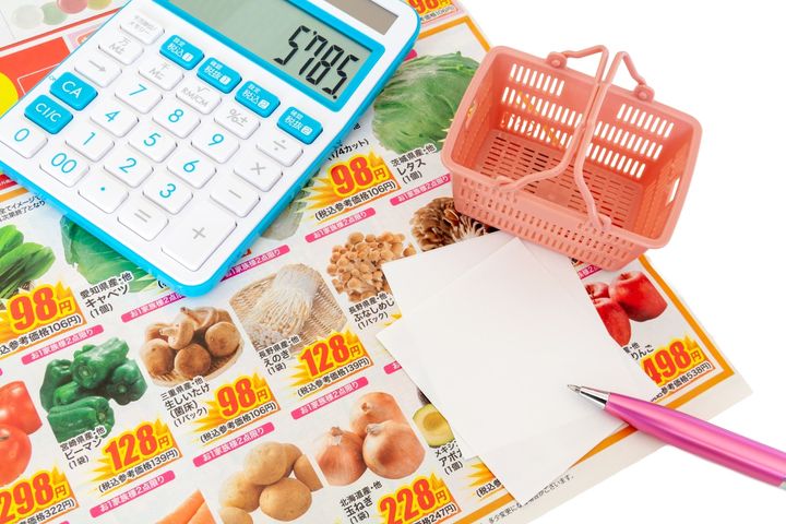 純粋な親心で貸した800万が老後を脅かす……息子との関係に揺れた世帯年収350万・62歳女性がようやく気づいた真理