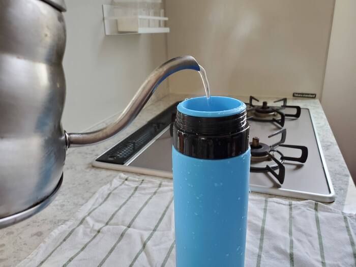 水筒の乾かし方、どれが早い？100均グッズなどで乾燥テクを比較検証してみた♪