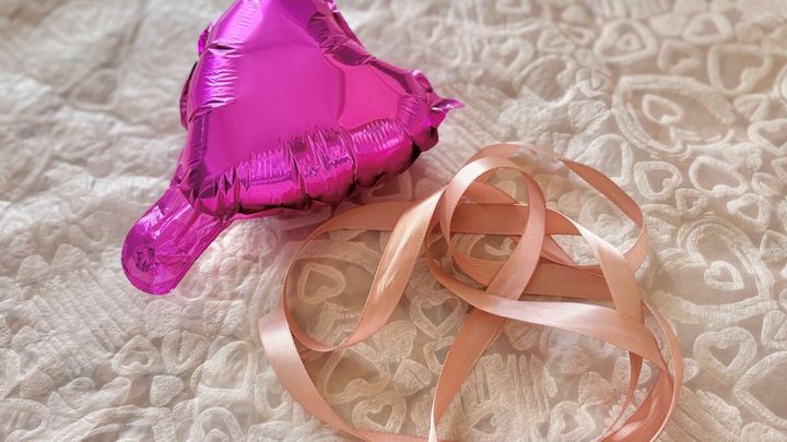 100均でお菓子ブーケを手作りしよう！ 写真映えする包み方やコツも紹介