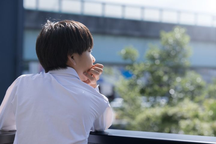 14歳の長男が学校で孤立……世帯年収850万・45歳女性がショックを受けた同級生との金銭トラブル