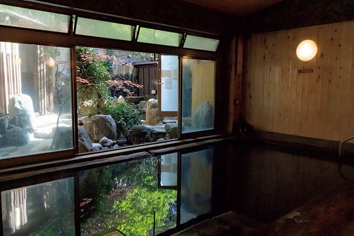 調布〈深大寺天然温泉 湯守の里〉浴場