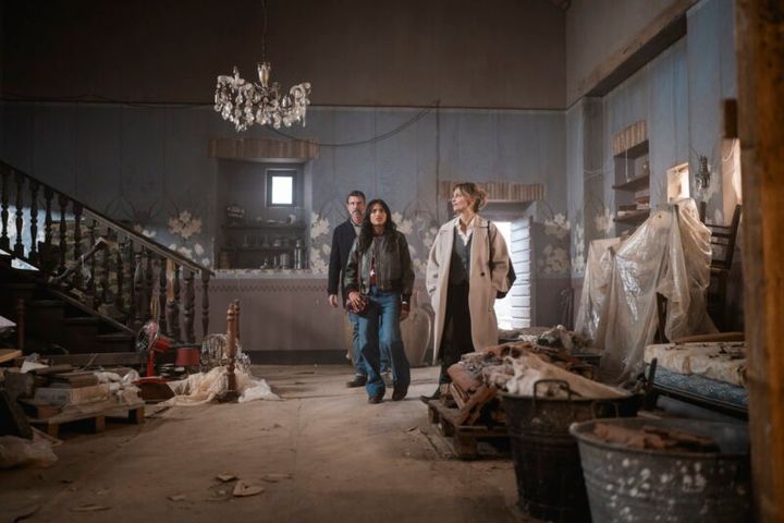 空き家が1ユーロで購入できるという。Netflix映画『ラ・ドルチェ・ヴィッラ』独占配信中