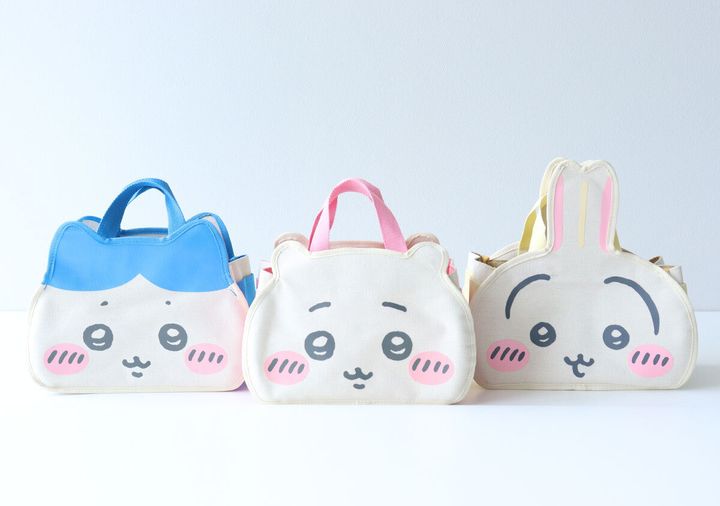 ちいかわ、ハチワレ、うさぎの顔のトートバッグ3種類が並ぶ
