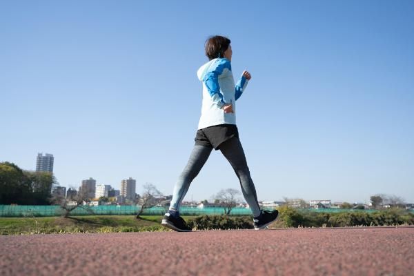 リンパの流れを改善｜運動・マッサージ