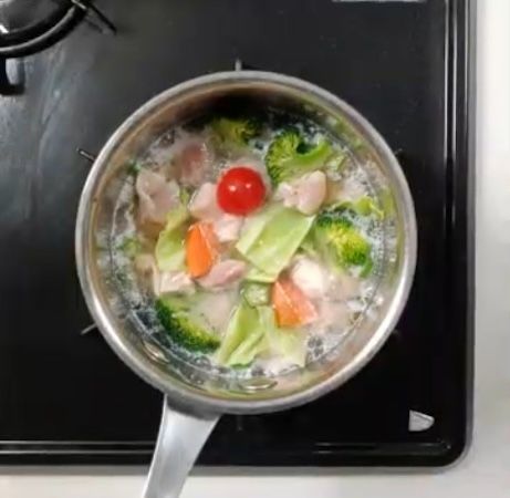 茹でて刻むだけで本格手作りごはんが完成！猫も人も楽しめるミールキットが新登場