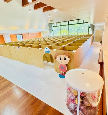 【兵庫県姫路市】「かまぼこ工房 夢鮮館」で巨大迷路イベントを開催！ゴールしたらガチャガチャやお絵かきに挑戦