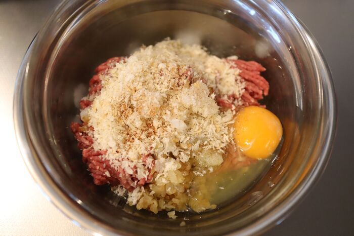 自分史上最高！ふっくらジューシーなハンバーグを作る裏ワザとは？