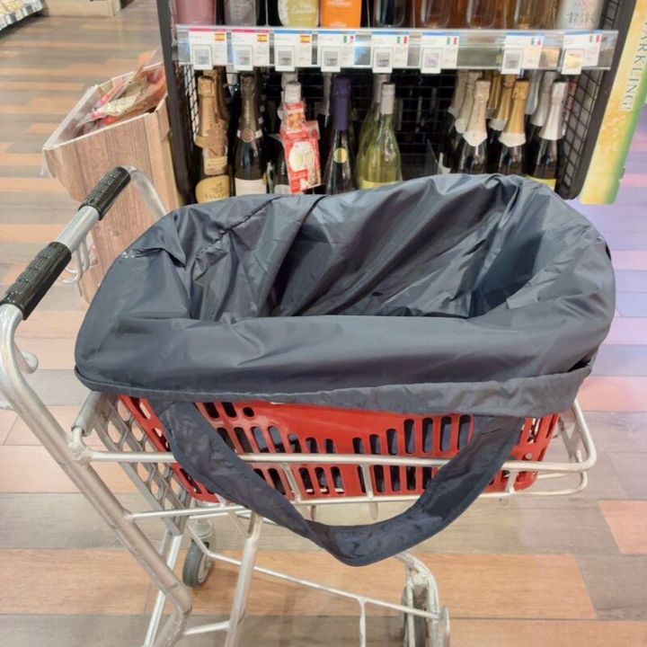 スーパーのかごにすっぽり便利すぎる大きさのバッグ