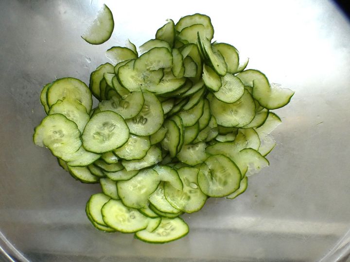 1分で完成！「キュウリのシソ味噌和え」