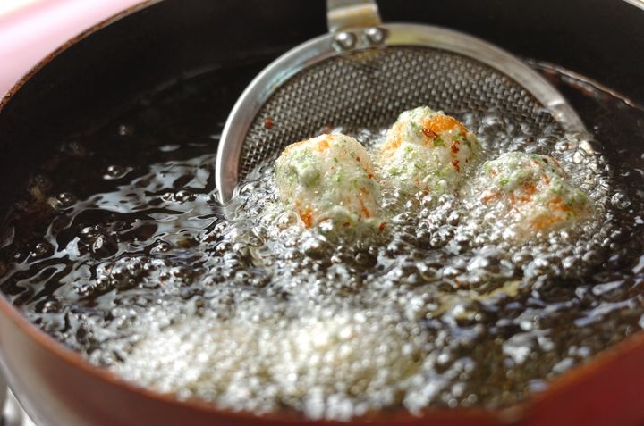 プロの味！サクサクちくわの磯辺揚げ チーズ入り by山下 和美さんの作り方1