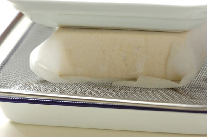 ご飯がすすむ！苦くないゴーヤチャンプルの下準備1