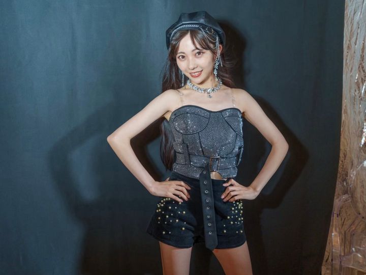 韓国アイドル体験 IVEのウォニョン風衣装