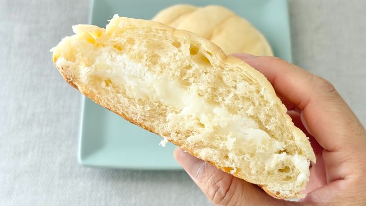 「ミルク感が、ちょうど良い」【ファミマ】に「甘々メロンパン」が新登場