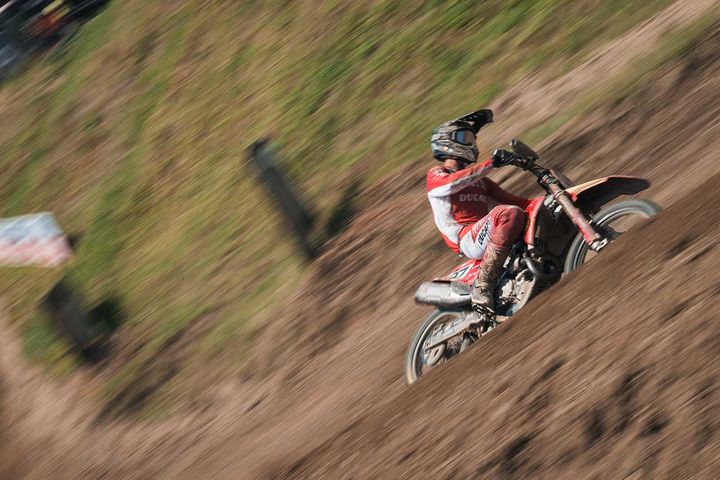 ドゥカティ、MXGPチェコGPで明暗 フラーンデレンは転倒リタイア、代役マンチーニは総合12位