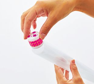 【1～2歳向け育脳おもちゃ】夏のおうち遊びに。ペットボトルのキャップで作る「くまさんスロープ」の画像8