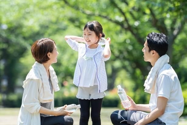 夏の暑さ対策には、水分や栄養をバランスよく！おすすめ「ひんやりドリンク」 8x10 / PIXTA(ピクスタ)