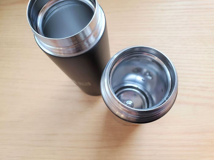 水筒を速く乾かす方法はどれ！？100均アイテムから裏ワザまで4つの方法を試してみた