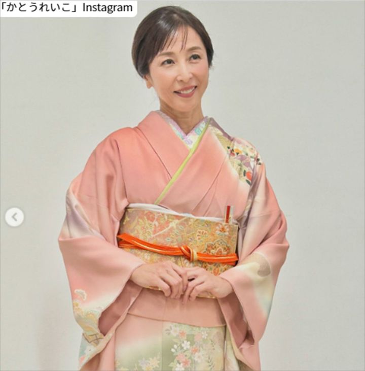 かとうれいこ、ソロショット ※「かとうれいこ」Instagram width=