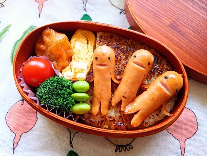 お弁当箱にぴったりハマる！握らない焼きおにぎり弁当【脱マンネリに♡】