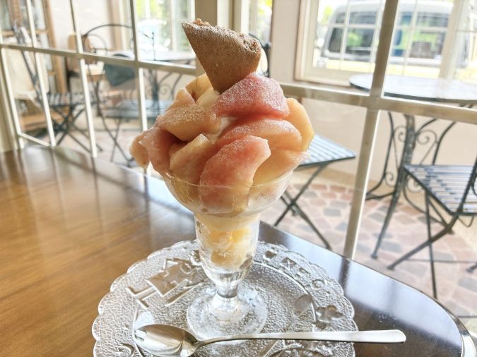 あさぎ家 ももパフェ