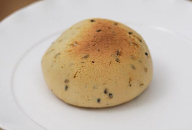 もちもち黒ゴマロール コストコ
