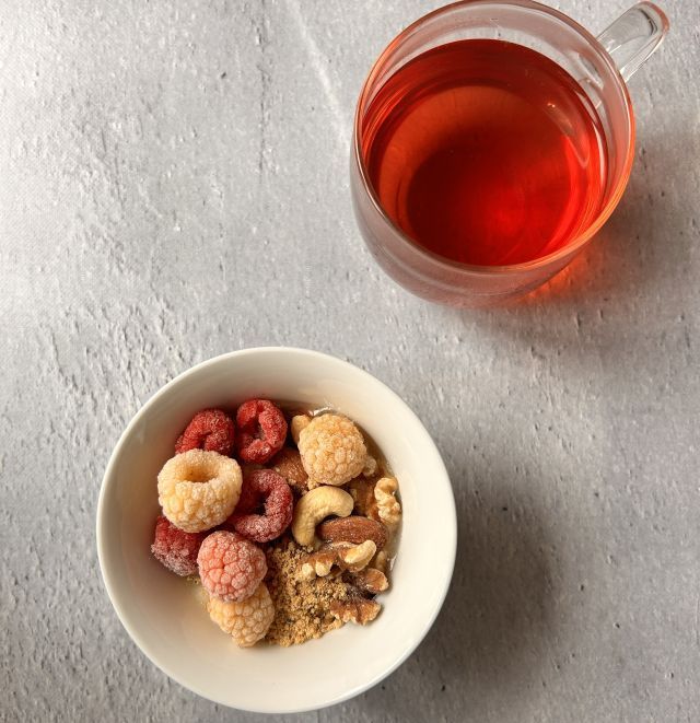 お茶とナッツ