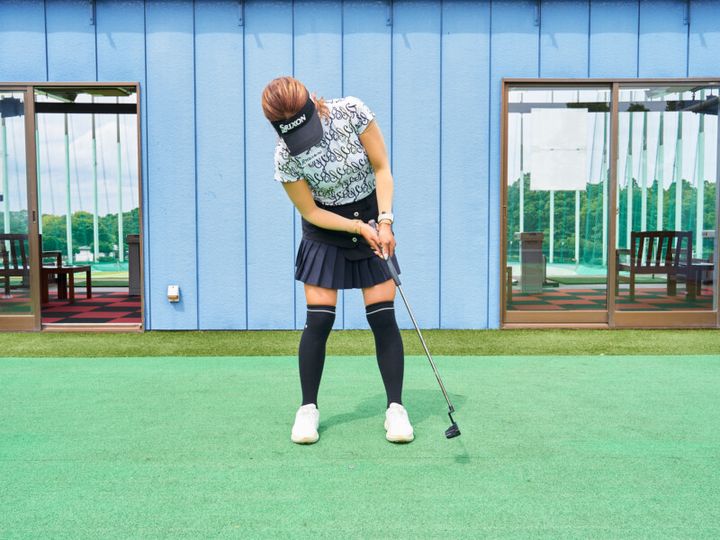 コイン1枚で「きれいな順回転」が身に付くパットドリル！女子プロがやり方を解説