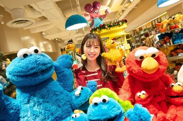 数あるグッズのなかでも人気のぬいぐるみ(3520円～)
