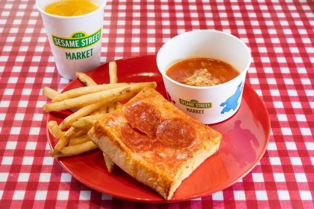 グランドメニューの「キッズプレート(スープセット)」(1180円)はジュース(Sサイズ)付き