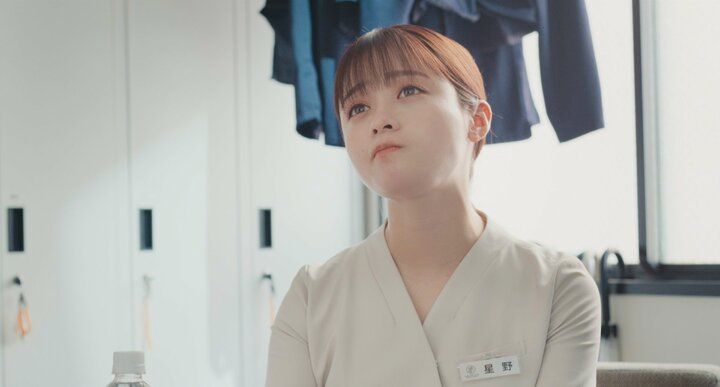 【写真・画像】橋本環奈、激務で白目→バカンスではしゃぐ姿に「可愛すぎる」「ビジュアルが強い！」 1枚目