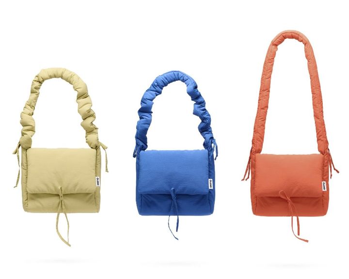 画像: Nina Bag（ライム、コバルトブルー、コーラル）各¥18,700（すべてチェルシー） ◾️サイズ：25 × 21 × 7cm 出典：チェルシー