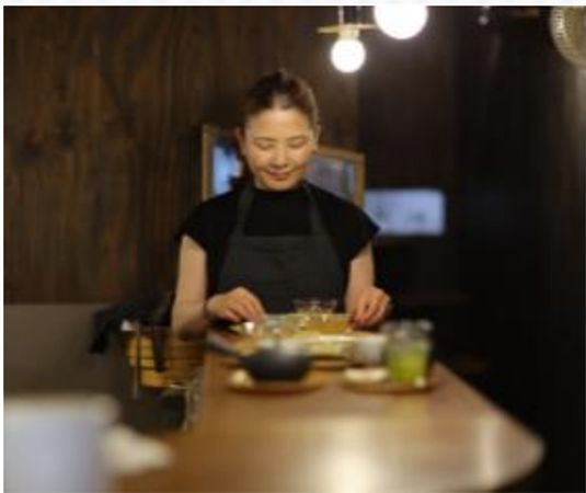 【東京都文京区】和カフェ「雨音茶寮」にフレシャスの天然水を使用した和菓子と冷茶の限定メニュー登場