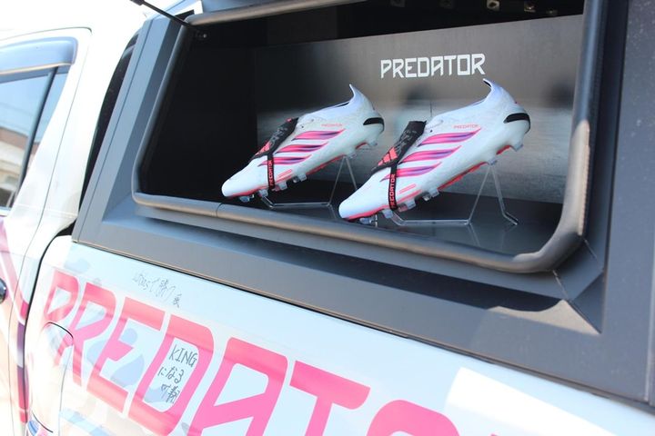 画像2: adidasの最新サッカースパイク、トライオンカーによる“移動型試履きイベント”を開催！日本代表選手の新ビジュアルも登場