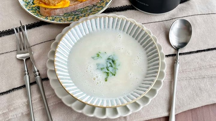 サクふわ鱈フライととろけるチーズエッグの ごちそうカンパーニュトースト