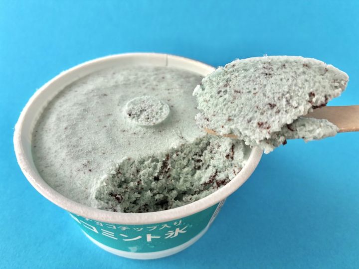 「最強だわ！」「びっくりするほど美味しかった！」【セブン】「7プレミアム チョコミント氷」