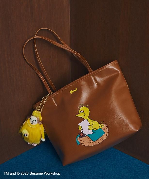 「セサミストリートコラボ ビッグバード トートバッグ」(3万5200円)