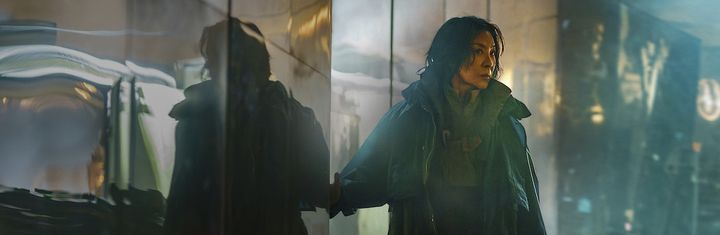 Prime Originalドラマ『ブレードランナー 2099』場面写真 オルウェン（ミシェル・ヨー） （C）Amazon MGM Studios width=