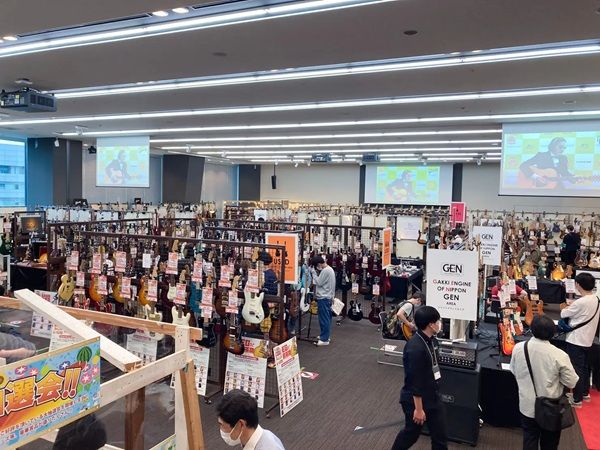 【東京都千代田区】お茶の水でギターやベース、バイオリンの展示即売会を開催！プレゼント企画も