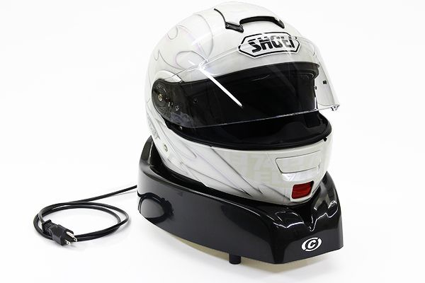 猛暑の夏、汗ダクになったヘルメットの内装、リフレッシュするこんな方法もあります！
